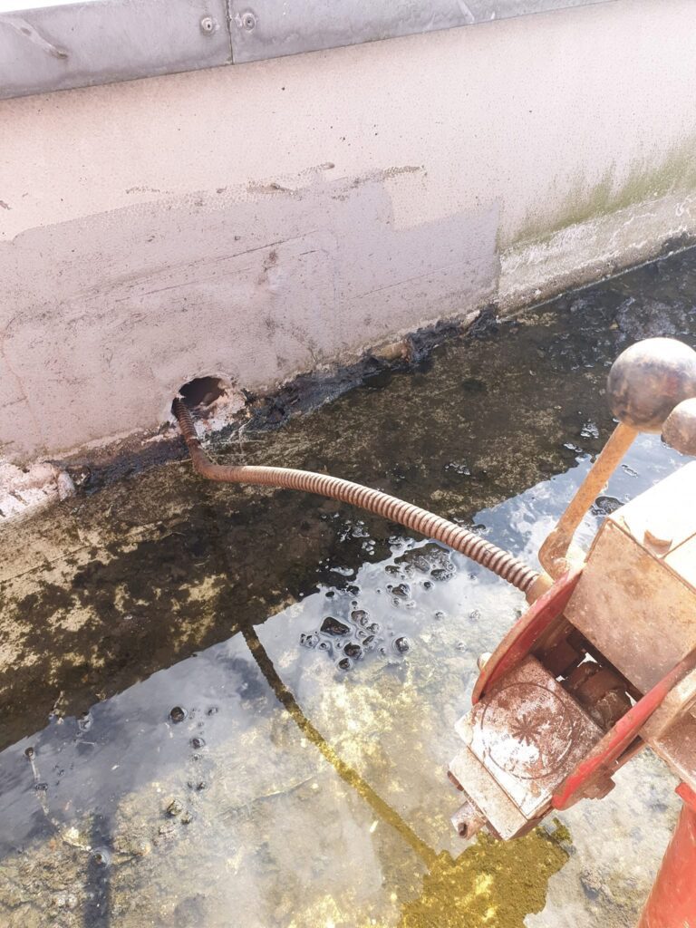 Unblocking Drains on Roof